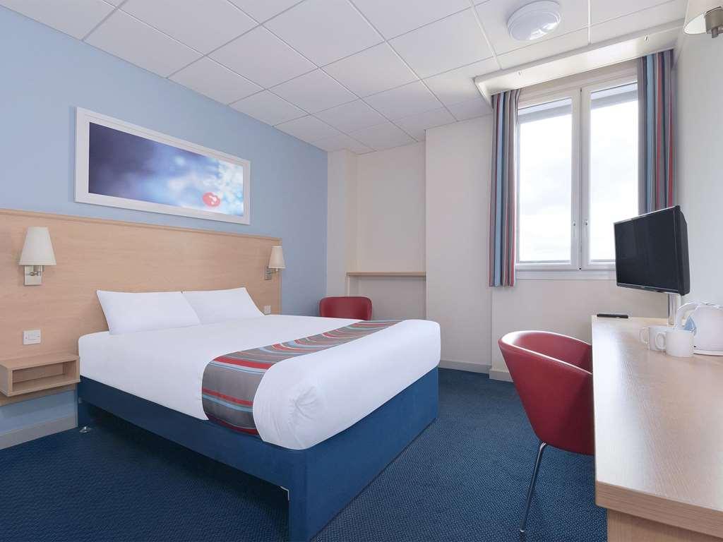 Travelodge Leicester Hinckley Road Номер фото