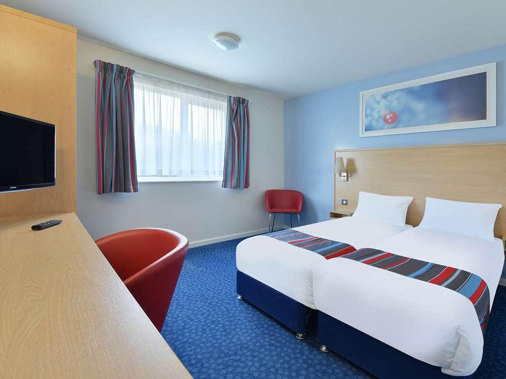 Travelodge Leicester Hinckley Road Номер фото