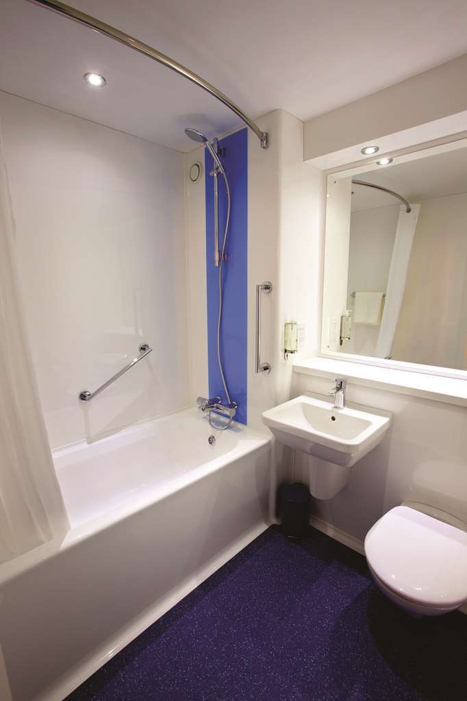 Travelodge Leicester Hinckley Road Номер фото